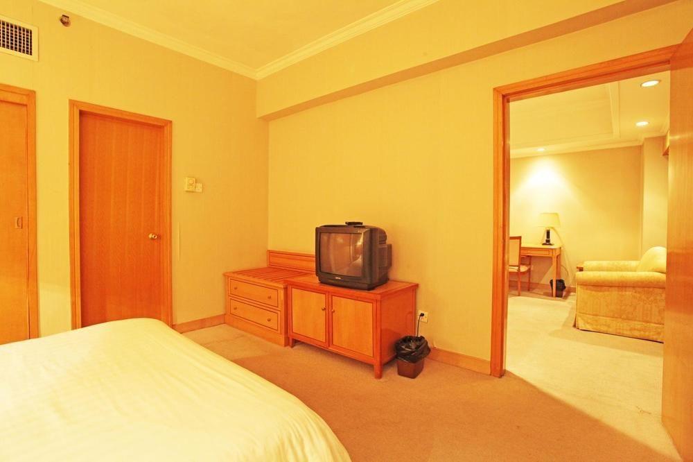 Beijing Guangdong Hotel Exterior photo